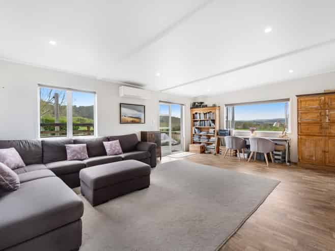 105 Twilight Road, Clevedon