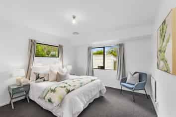 B/4 Grainger Road, Te Atatu South