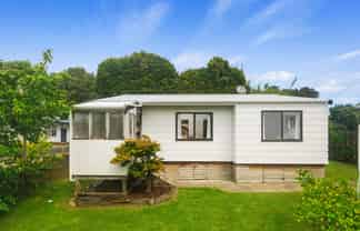 B/4 Grainger Road, Te Atatu South