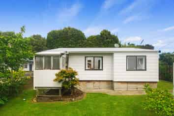 B/4 Grainger Road, Te Atatu South