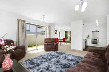 3a Savage Cres, Upper Hutt