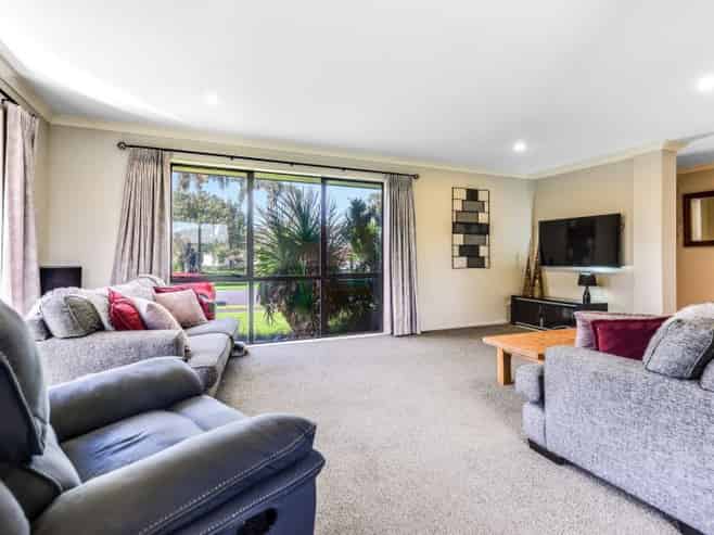 5 Merlot Place, Rototuna
