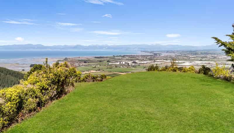211 Riwaka Sandy Bay Road, Motueka