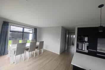 12 Navarra Road, Halswell
