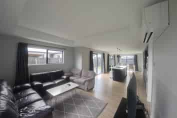 12 Navarra Road, Halswell