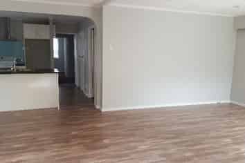 1 Glenbervie Cres, Massey