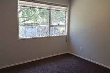 1 Glenbervie Cres, Massey