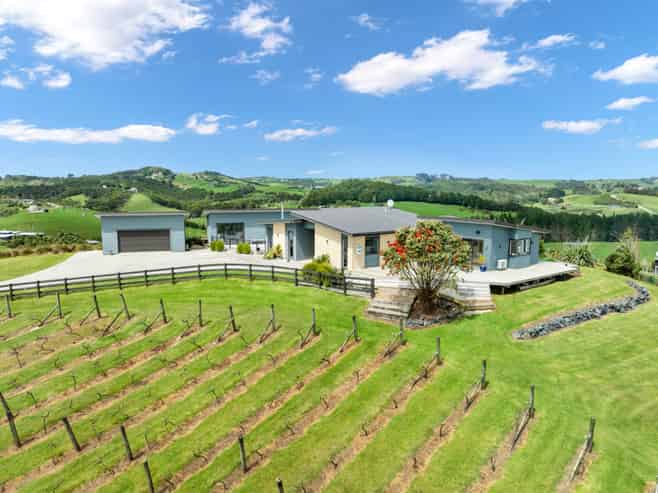 293 Lawrence Road, Mangawhai