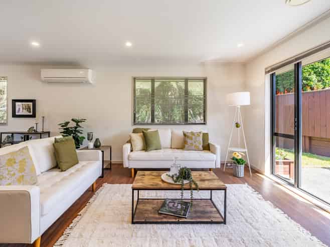6 McEwen Crescent, Riverstone Terraces
