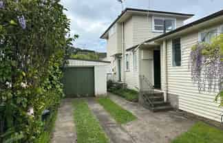 2/2 Earnoch Avenue, Takapuna