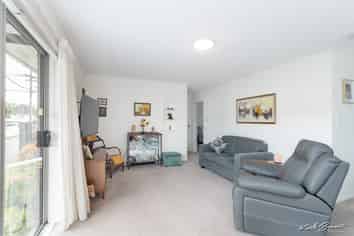 2/22 Liverpool Street, Trentham