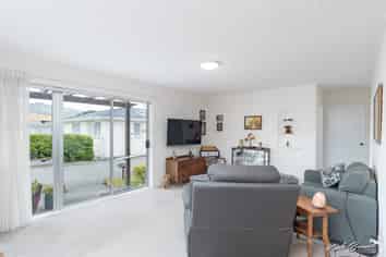 2/22 Liverpool Street, Trentham