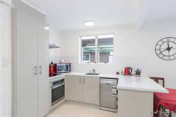 2/22 Liverpool Street, Trentham