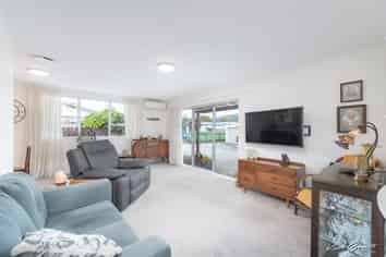 2/22 Liverpool Street, Trentham