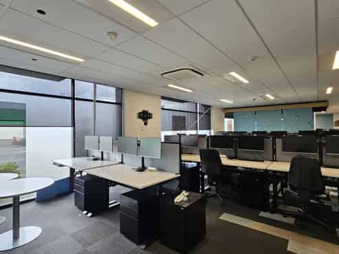 High profile, high spec office