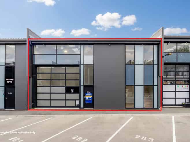 NEAR NEW HIGH STUD INDUSTRIAL PROPERTY
