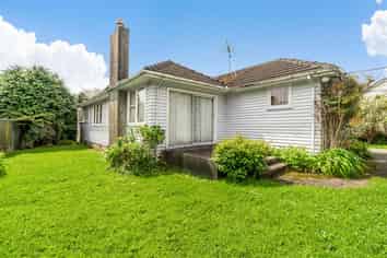  14 Tennyson Street, Trentham