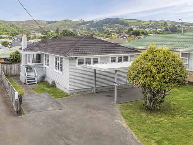 334 Main Road, Tawa