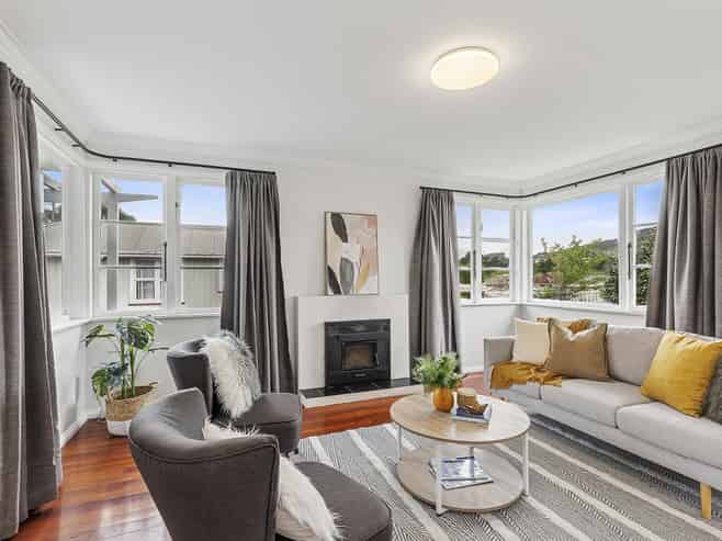 334 Main Road, Tawa