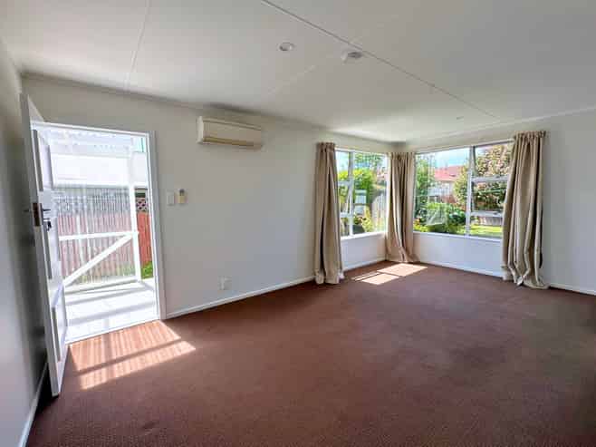 8A Weld Street, Blenheim Central