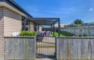 100A Queen Street, Levin