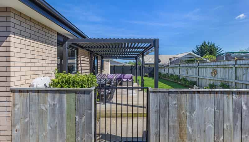 100A Queen Street, Levin