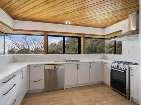 20 Giles Way, Katikati