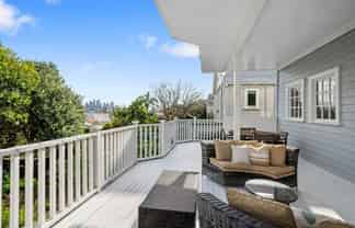 3/15A Kerr Street, Devonport