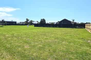  12 Riria Way, Matarangi