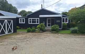 2761 Rawhitiroa Road, Eltham