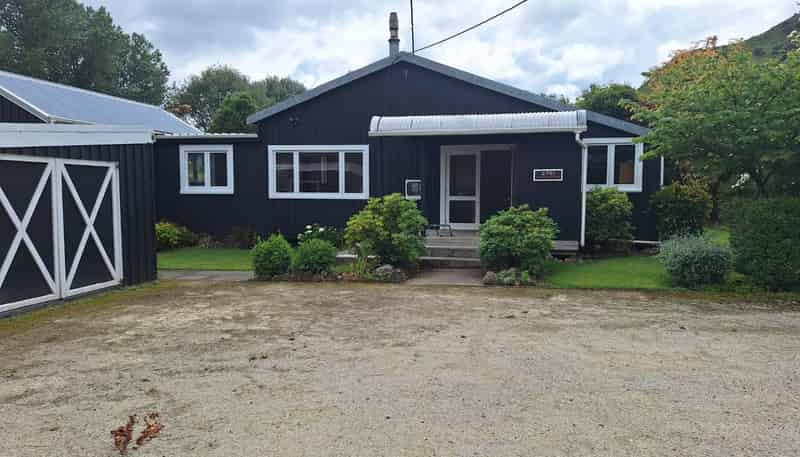 2761 Rawhitiroa Road, Eltham