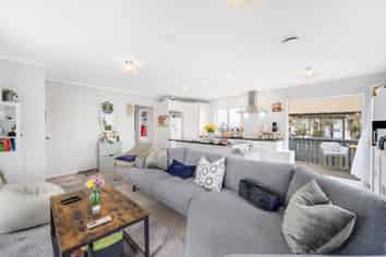 1/13 De Quincey Terrace, Highland Park