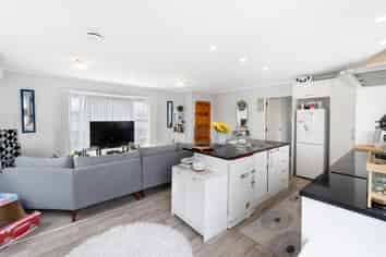 1/13 De Quincey Terrace, Highland Park
