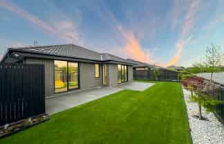 16 Saddlers Lane, Yaldhurst