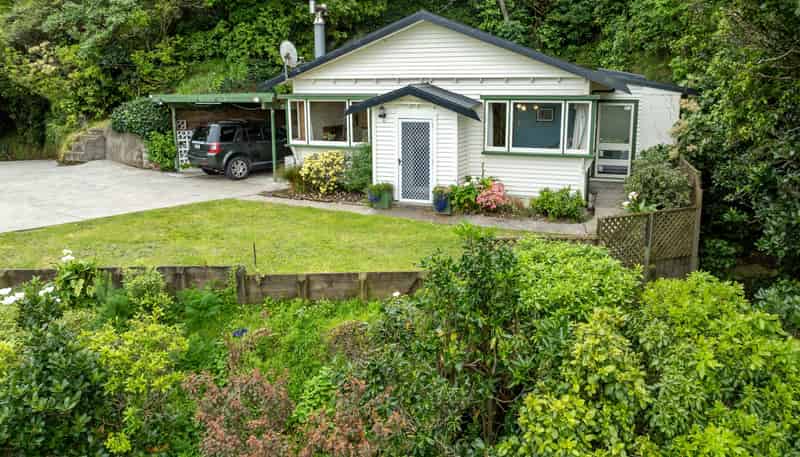 44 Old Porirua Road, Ngaio