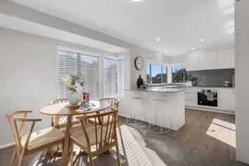 52 Robins Road, Judea