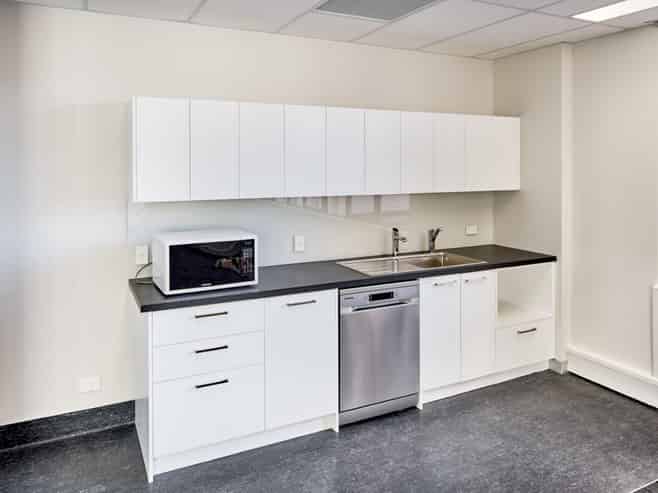 Refurbished office suite | 100% NBS