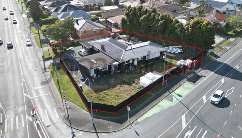 1215 Dominion Road, Mount Roskill