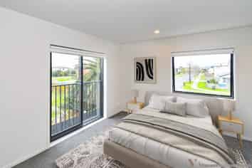 2/137 Hall Ave, Mangere