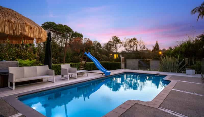 26 McCallum Drive, Sandspit