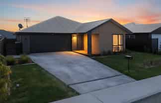 10 Tatahi Street, Wharewaka