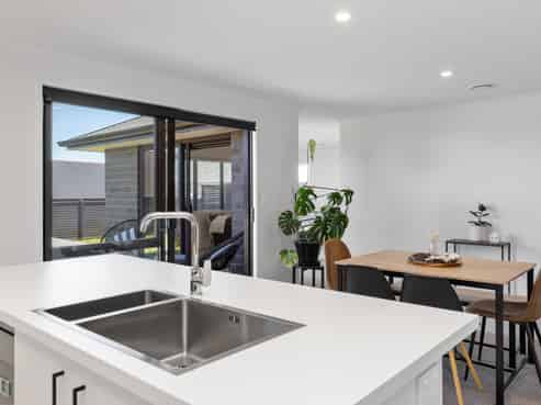 10 Tatahi Street, Wharewaka