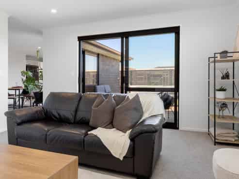 10 Tatahi Street, Wharewaka