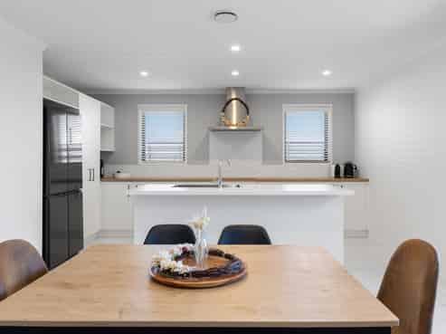 10 Tatahi Street, Wharewaka