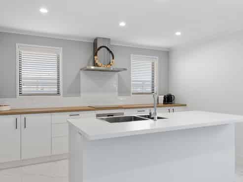 10 Tatahi Street, Wharewaka