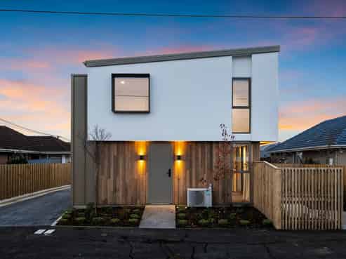 1-4/39 Antigua Street, Addington