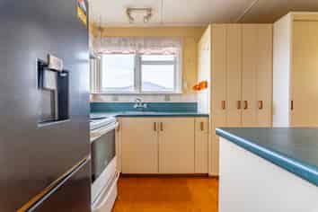 8 Kelvin Street, Marchwiel