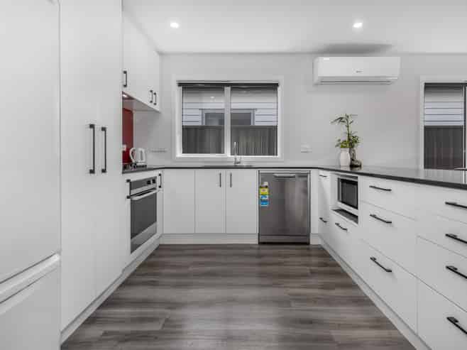 44 Karearea Avenue, Porirua