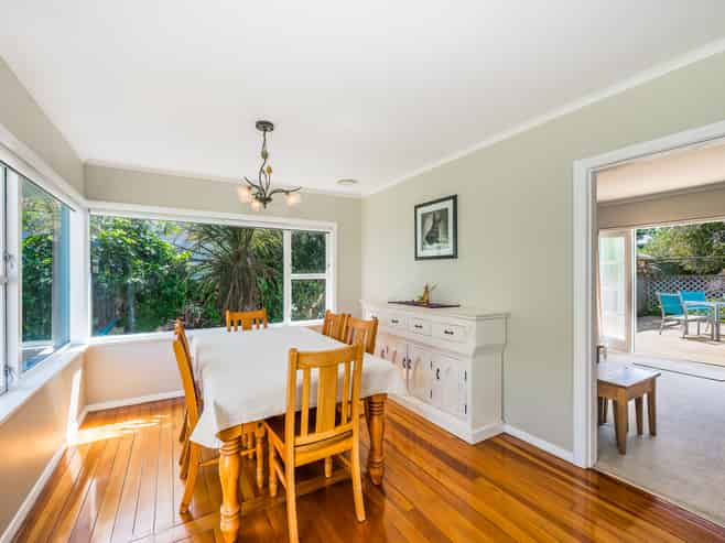 37 Hillcrest Road, Raumati South