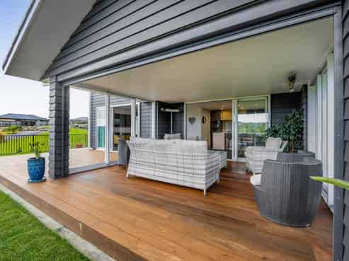 8d Amy Way, Bell Block